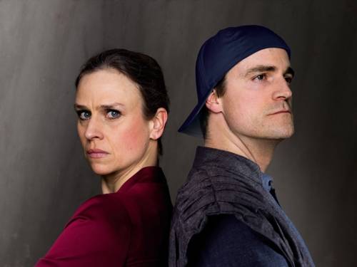 Zu sehen sind Bodo Wartke und Melanie Haupt