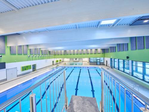 Misburger Bad Innen: Hallenbad