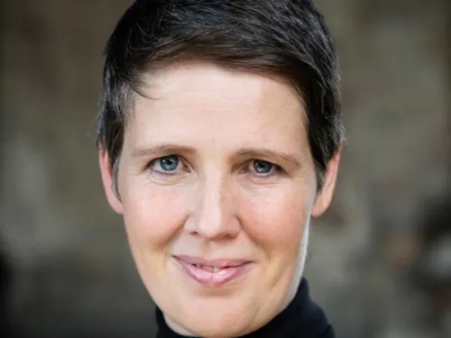 Eine Frau