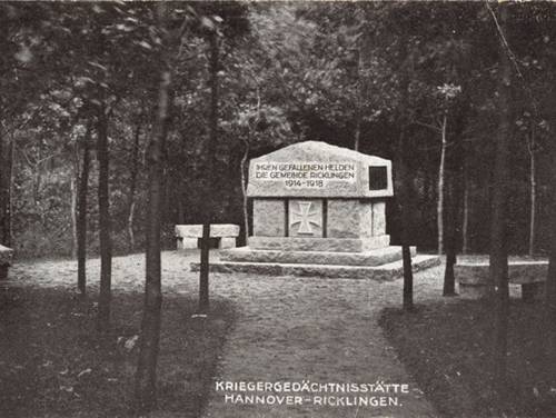 Kriegerdenkmal in Ricklingen, Postkarte, 1920er Jahre