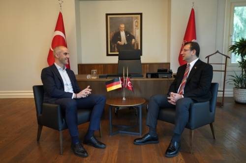 Oberbürgermeister Belit Onay und Istanbuls Oberbürgermeister Ekrem Imamoglu