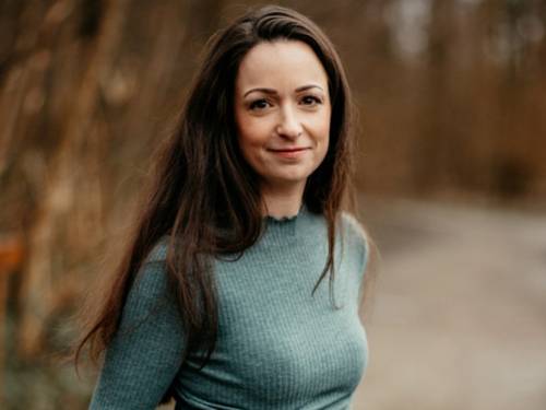 Thrillerautorin Sarah Bestgen