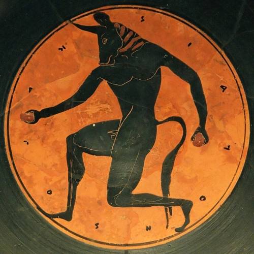 Tondo Minotaur London E4 MAN