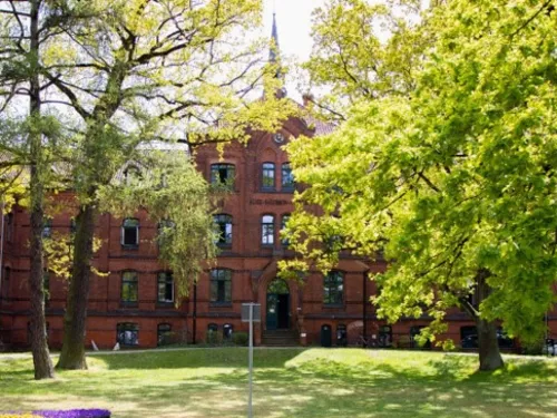 Schulgebäude der Alice-Salomon-Schule