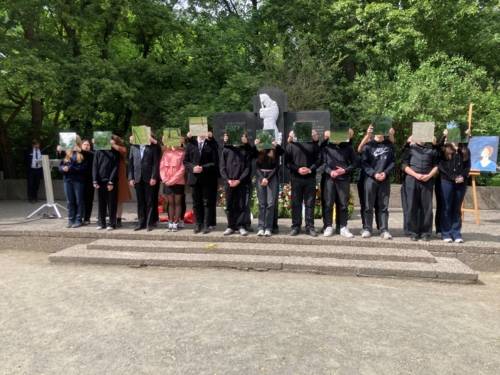 Gedenkveranstaltung 08. Mai während Jugendbegegnung