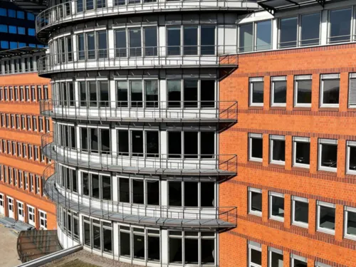 Modernes Gebäude von Außen
