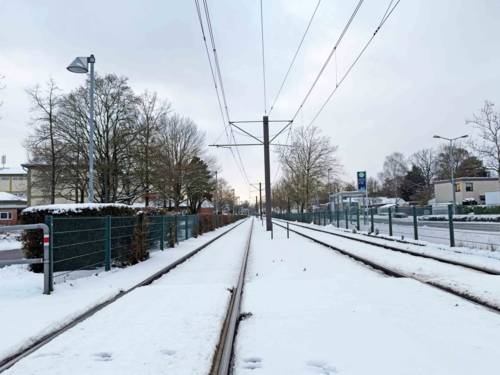 Schnee auf den Gleisen