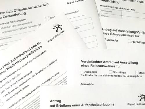 Viele Formulare übereinander