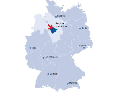 Die Region Hannover liegt zentral in Deutschland. Sie ist ca. 285 Kilometer von Berlin, 150 Kilometer von Hamburg, 630 Kilometer von München und 300 Kilometer von Köln entfernt.