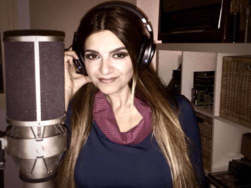 Die türkischstämmige Sängerin Ayda - mit ihrer Band Shanaya - will mit Musik die Integration voranbringen.