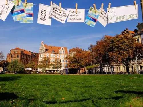 Der Weißekreuzplatz noch vor der Umgestaltung. 