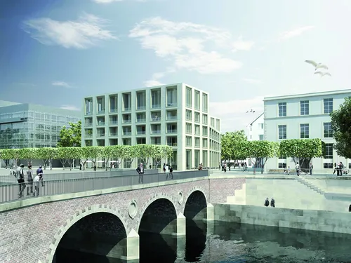Bebauung des Marstalls – Baufeld West: Mehrschossige Gebäude am Fluß Leine, über den eine steinerne Fußgängerbrücke führt.