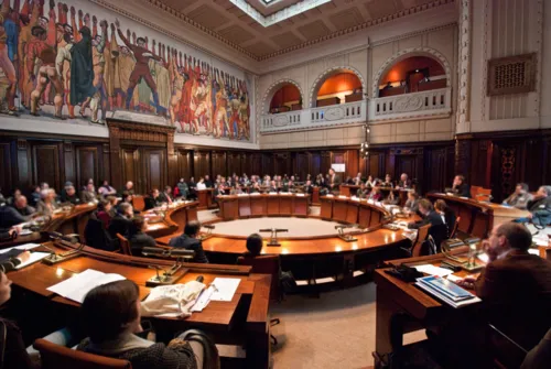 Sitzung im Hodlersaal