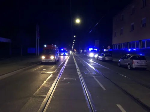 Autos brennen in Hannover Linden