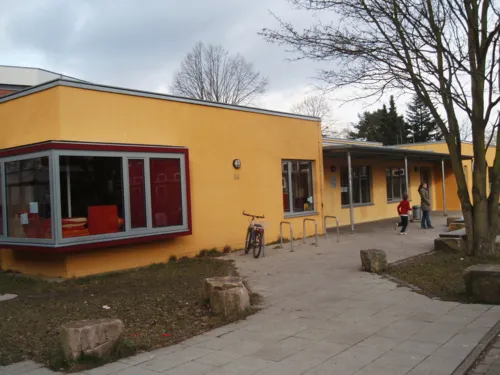 Außenaufnahme des Kinder- und Jugendhauses Hainholz