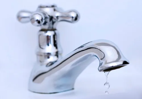 Undichter Wasserhahn