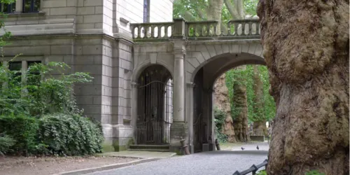 Park von außen.