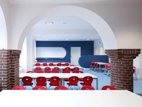 Neugestalte Mensa in der Hinrich-Wilhelm-Kopf-Schule