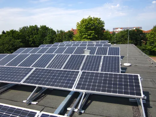 Photovoltaik-Anlage auf einem Dach