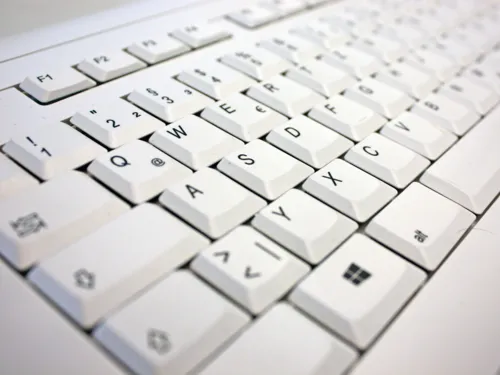 Symbolbild - Download = Tastatur