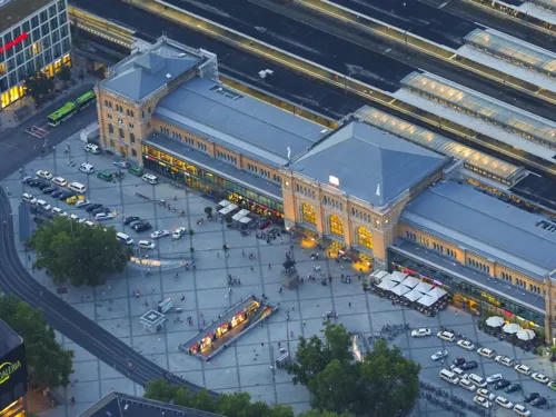 Der Hauptbahnhof von oben.