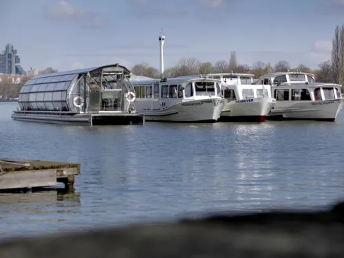 Vier Schiffe auf dem Maschsee