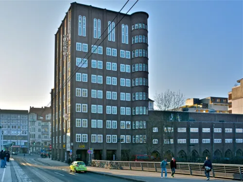 Gebäude