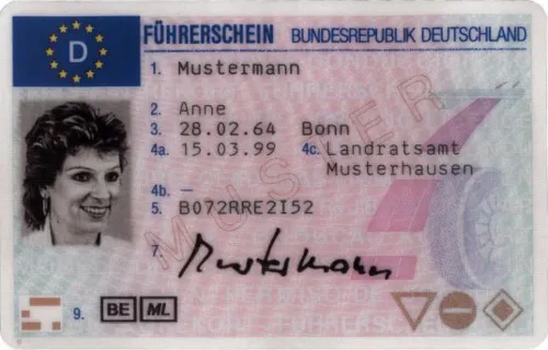 Muster des EU-Kartenführerscheins Vorderseite