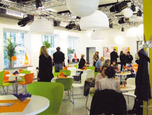 Café Nanas im Haus der Jugend