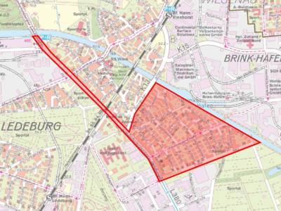Ausschnitt eines Stadtplans, auf dem ein Bereich rot markiert ist.