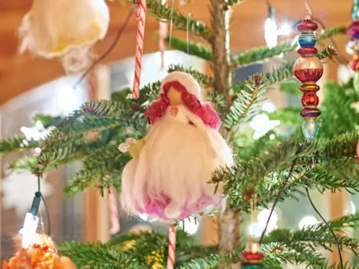Dekorativer Weihnachtsschmuck