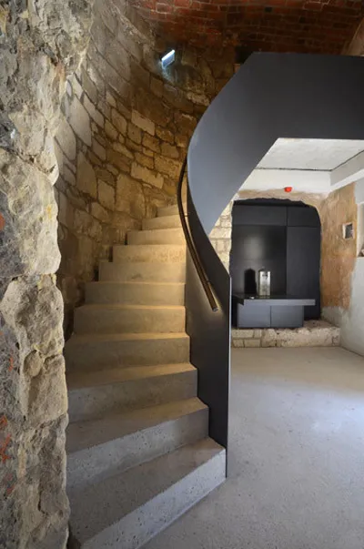 Im Beginenturm, Blick auf die Treppe