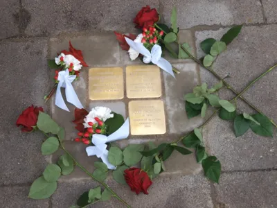 Stolpersteine f&uuml;r die Familie Bachrach