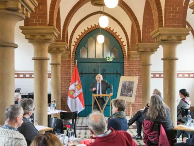 Prof. Dr. Bernd Faulenbach