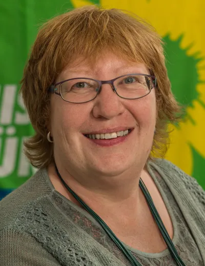 Frau Claudia Meier
