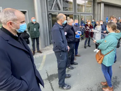 Oberb&uuml;rgermeister Belit Onay, Einsatzleiter Betrieb Markus Kropp, Einsatzleiter Aufbau Alfred Blume und Regionspr&auml;sident Hauke Jagau (v.l.) stellen sich den Fragen der Medienvertreter.