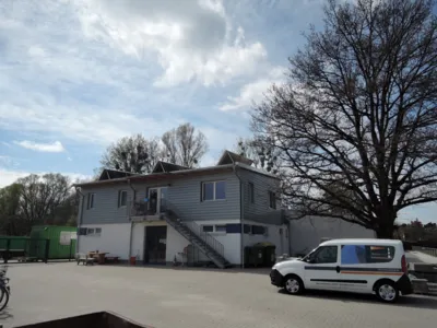 Saniertes Vereinsgeb&auml;ude des VfV Hainholz