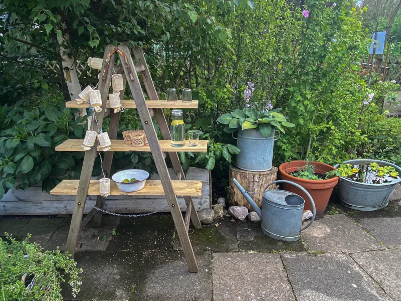 Dekoration in einem Garten.