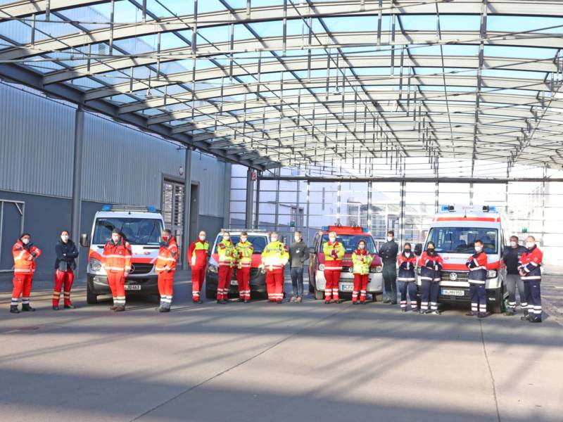 Die mobilen Impfteams von der Feuerwehr Hannover, dem Malteser Hilfsdienst, der Johanniter Unfall Hilfe und dem Arbeiter-Samariter-Bund sind seit heute Vormittag startklar. 