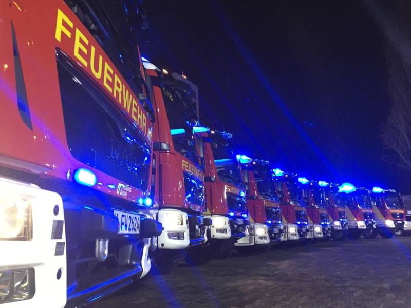 Neun Ortsfeuerwehren der Freiwilligen Feuerwehr Hannover sind mit neuen Hilfeleistungslöschfahrzeugen (HLF 20) ausgestattet worden.