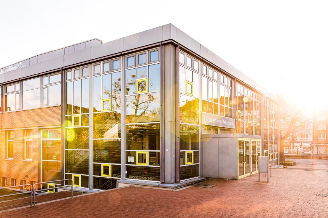 FZH Ecke Gegenlicht
