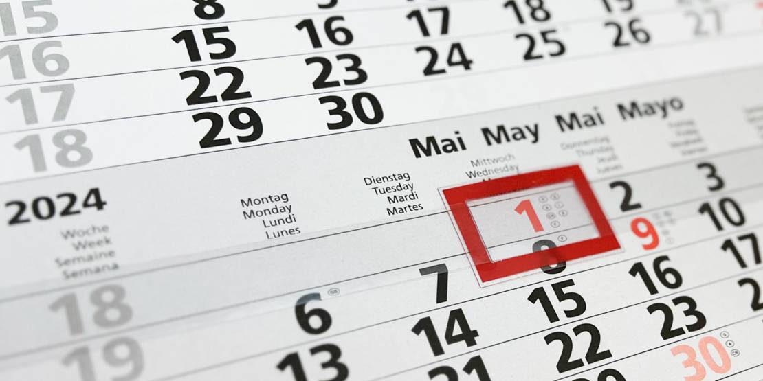 Kalenderblatt des Monats Mai mit Fokus auf den 1. Mai und den damit verbundenen Maifeiertag