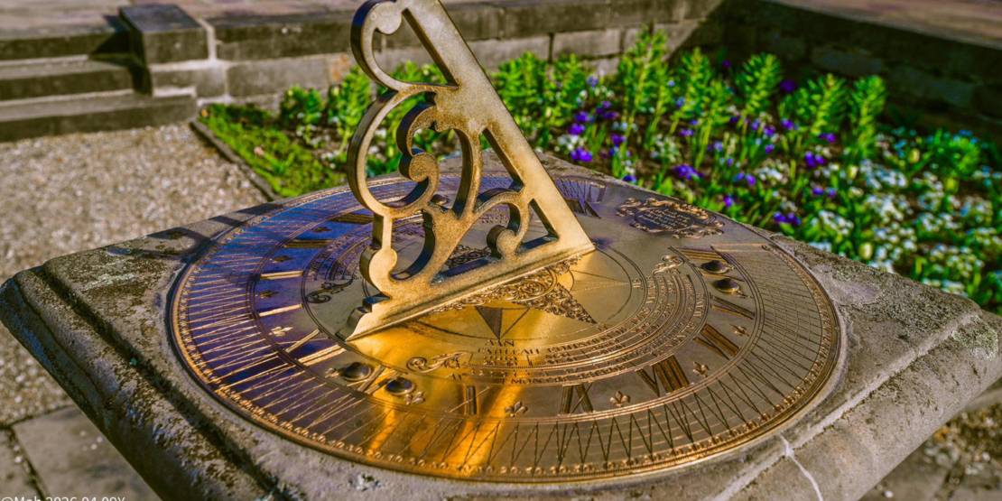 Sonnenuhr