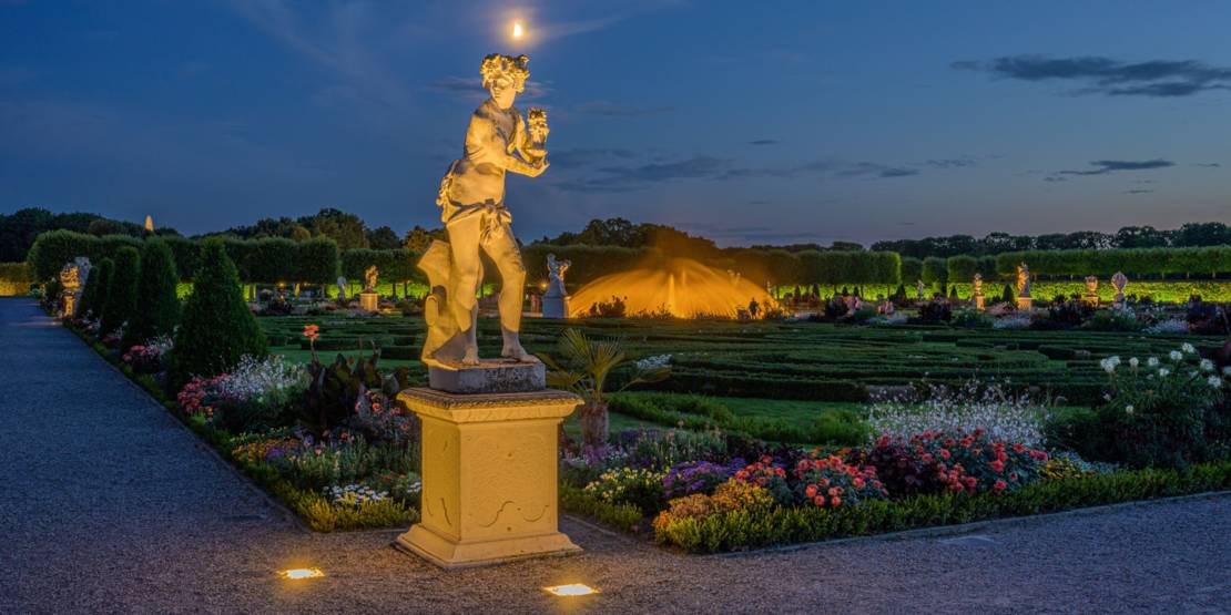 Abenddämmerung bei der Illumination im Großen Garten