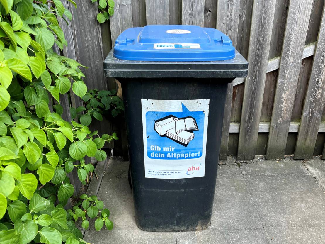 Die blaue Tonne fürs Altpapier - Hannover.de