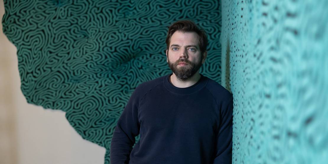 Der französische bildende Künstler Jérémy Gobé