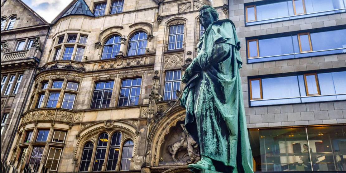 Schillerdenkmal in Hannovers Georgstraße