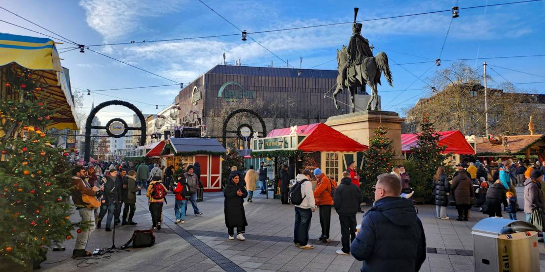 Weihnachtsdorf vor dem Hauptbahnhof 2024
