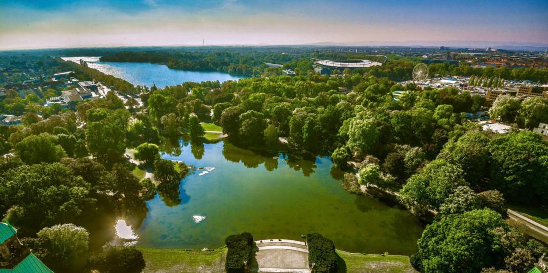 Blick von oben auf Maschteich und Maschsee