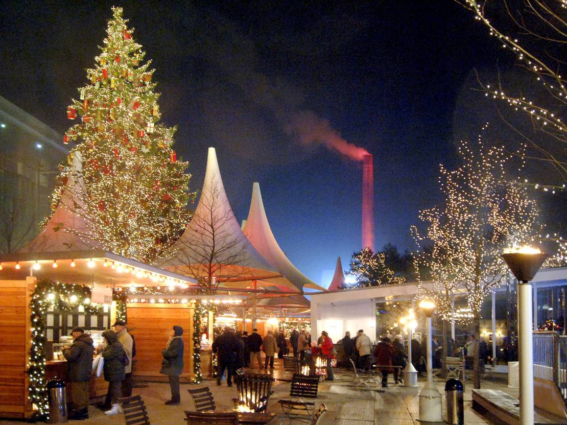 Wolfsburg Weihnachtsmarkt Autostadt
